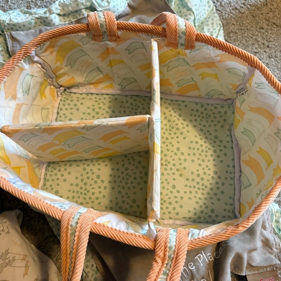 Dr. Seuss Baby Bedding Set with Tote Oh The Places You’ll Go Trend Lab Green - Picture 6 of 9